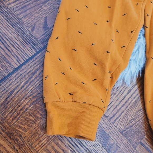 Denim & Flower Ricky Singh Gold Striped Crewneck Sweatshirt- New Without Tags - Picture 5 of 9